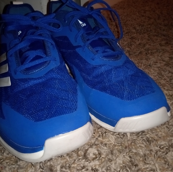 Men's Adidas Athletic shoe - Picture 7 of 8